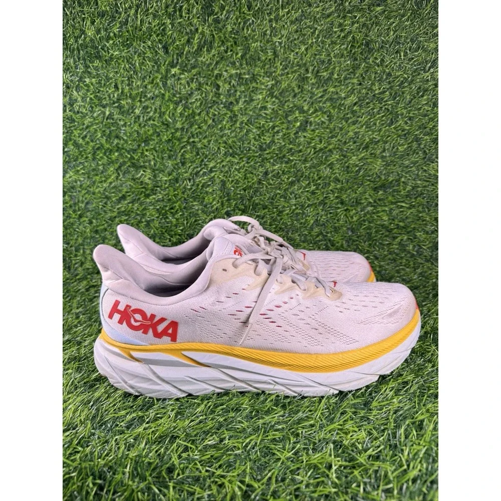 Hoka One One hoka one